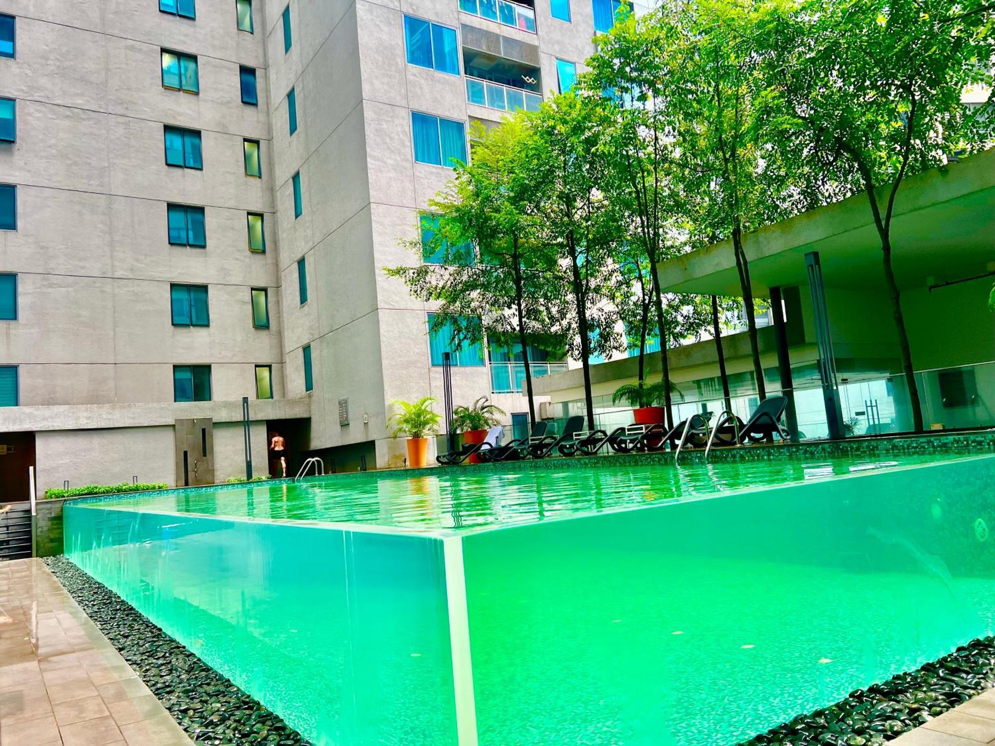 Summer Suites Klcc By Victorians Kuala Lumpur Exterior photo